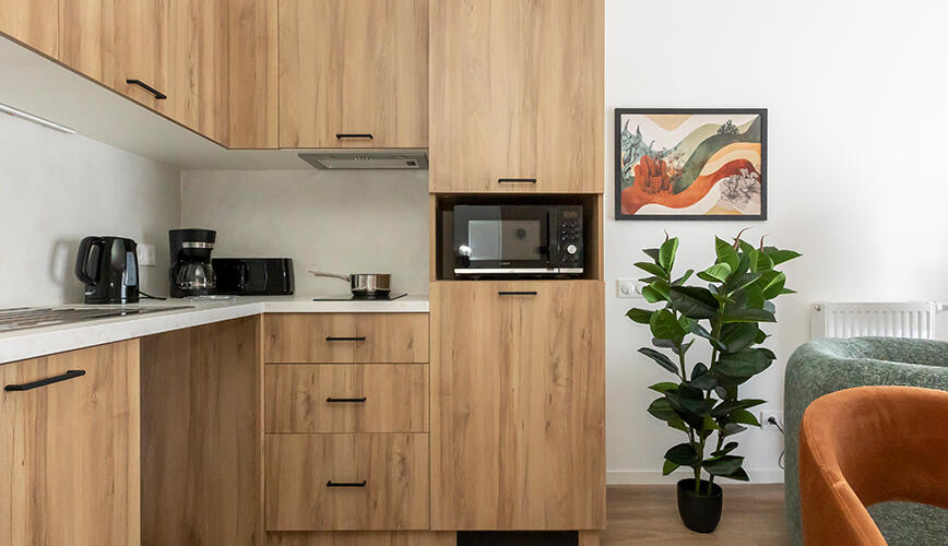 Coin cuisine d'un logement de la résidence services seniors à Brest - Residence Brest Centre