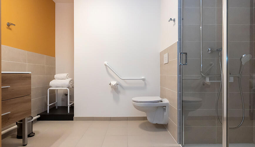 Salle d'eau adaptée d'un appartement de la résidence senior à Brest - Residence Brest Centre