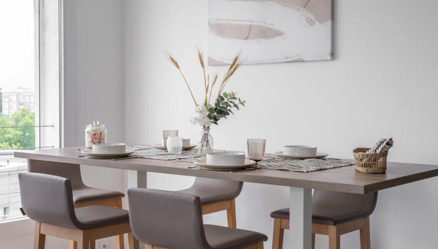 Table - Campus des Sciences Grenoble Grand Place