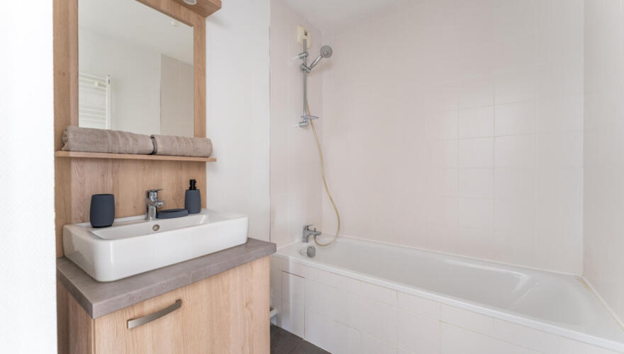 Salle d'eau - Campus des Sciences Grenoble Grand Place