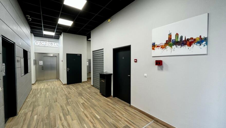 Hall - Gestetud Le Victoria