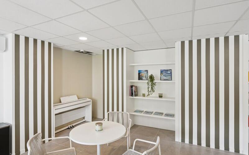 Piano - All Suites Study Bordeaux Lormont