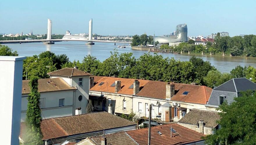 Vue - All Suites Study Bordeaux Lormont