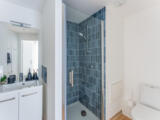 Canvas Bordeaux Docks in Bordeaux - Diamond studio - Salle de bain avec douche et WC
